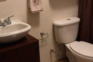 bathroom4
